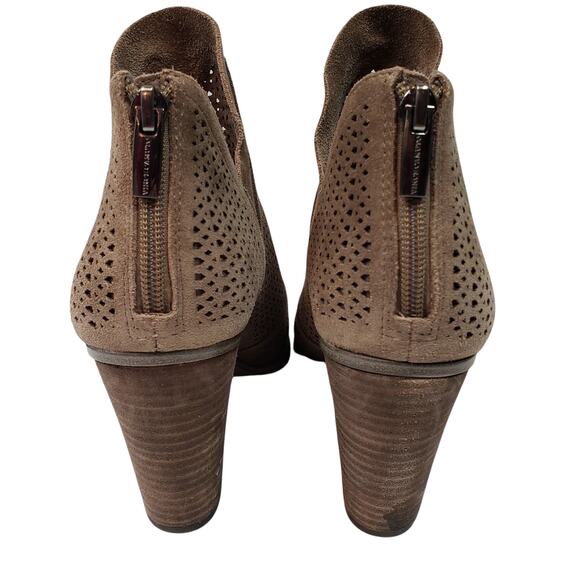 Vince Camuto Booties Shoes Heels Womens 9.5 Flunna Tan Suede Perforated Summer - Picture 4 of 12